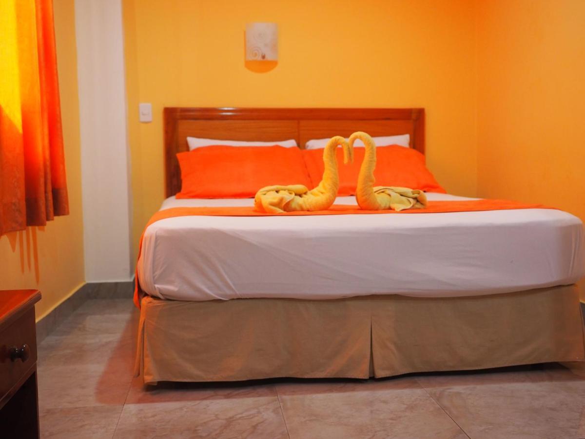 Hostal Espana Puerto Ayora  Luaran gambar