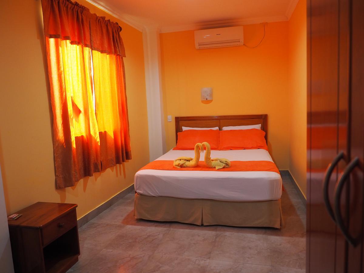 Hostal Espana Puerto Ayora  Luaran gambar