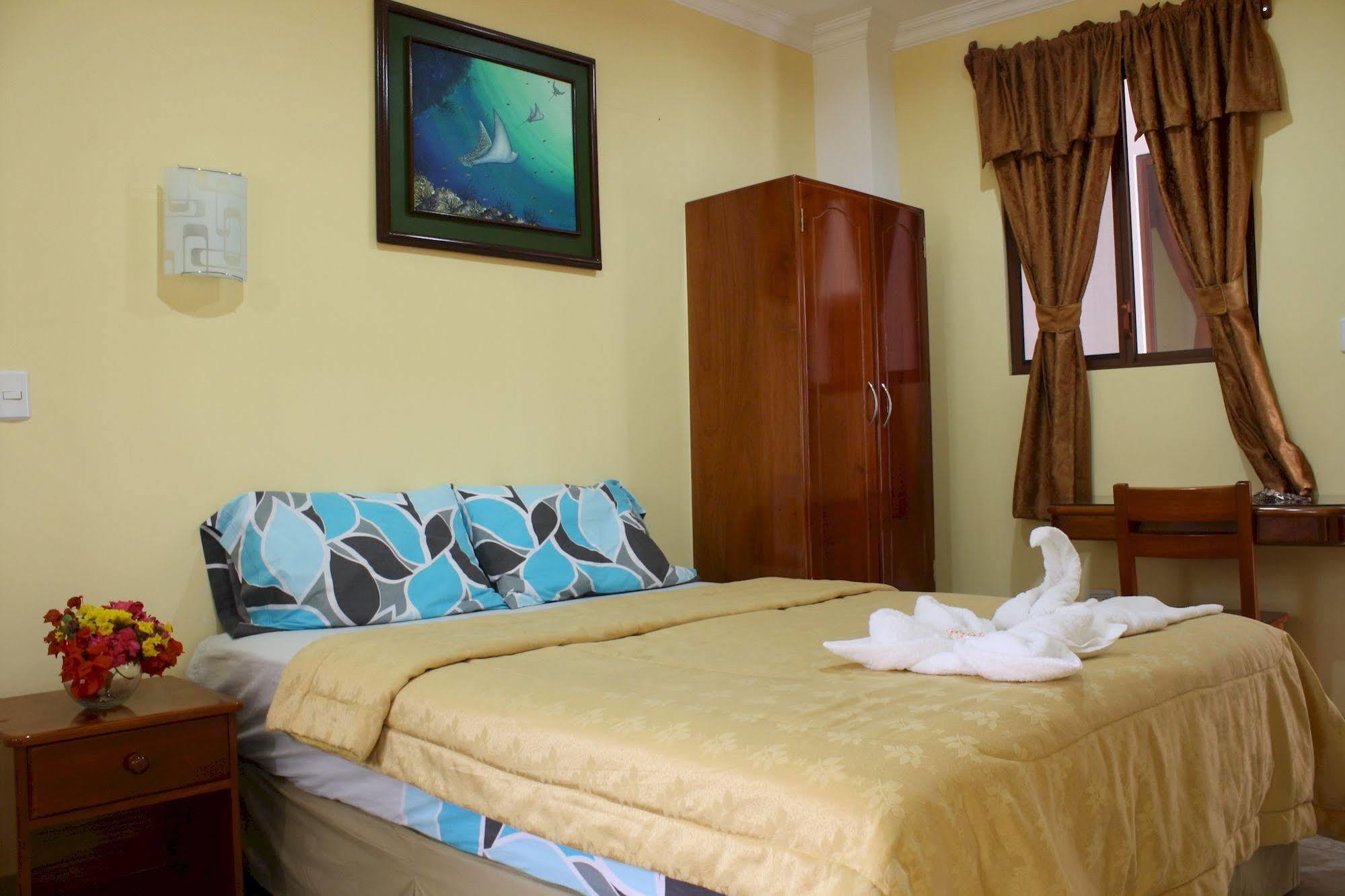Hostal Espana Puerto Ayora  Luaran gambar