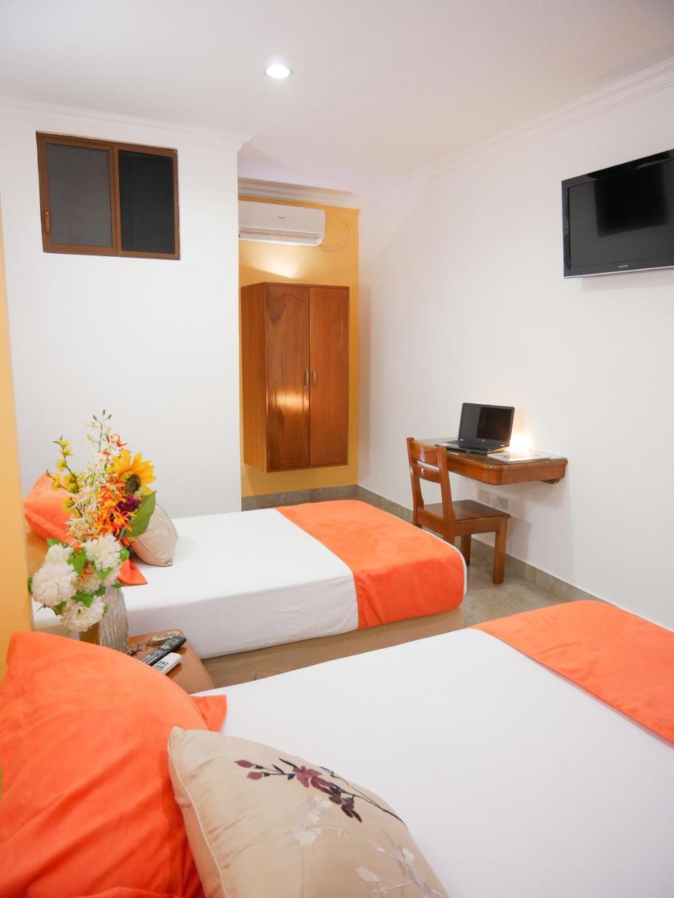 Hostal Espana Puerto Ayora  Luaran gambar